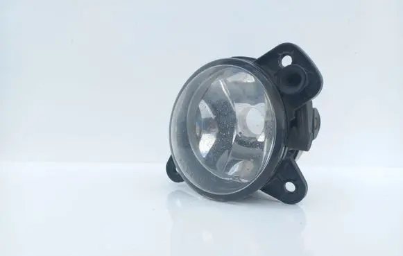 Volkswagen Polo IV 9N3 Front fog light 271181