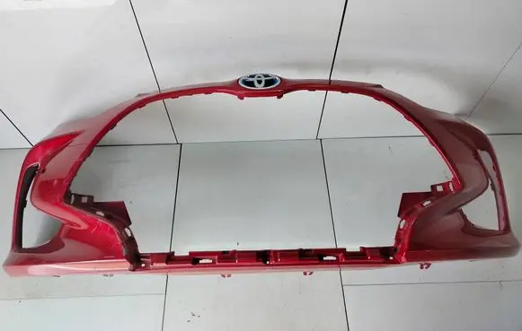 Toyota Yaris XP210 Front bumper 521190DA00