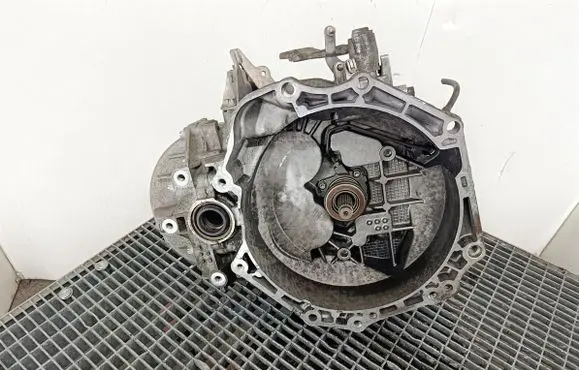 Opel Zafira B Manual 6 speed gearbox 55192042M32