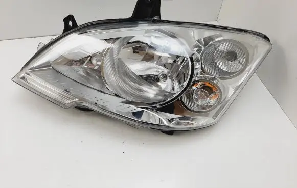 Mercedes-Benz Vito Viano W639 Headlight/headlamp A6398201861 1EG00962701