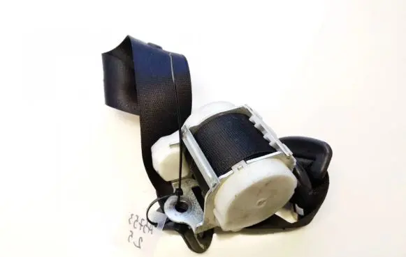 Opel Vectra C Rear seatbelt 244659074n 24467732f