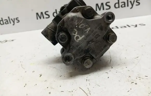 Porsche Cayenne (9PA) Power steering pump 94831405004