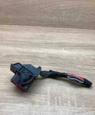 Volkswagen Golf III Plug wire 315631932 015632001