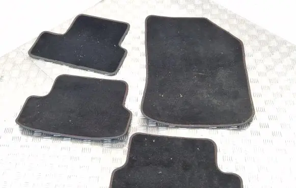 Peugeot 308 Car floor mat set 