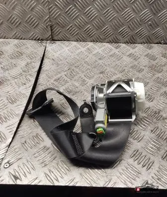 Mercedes-Benz GLK (X204) Rear seatbelt