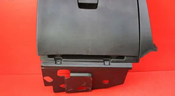 Chevrolet Cruze Glove box 96985561