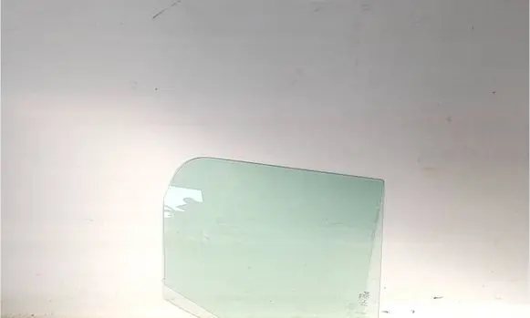 Mini Cooper Countryman F60 Rear door window glass 
