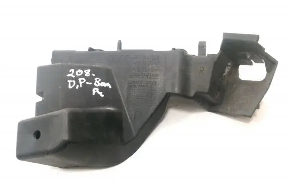 Audi Q5 SQ5 Front bumper mounting bracket 8R0807284