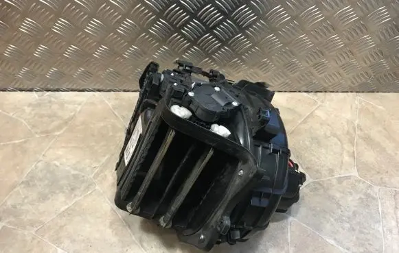 BMW 5 F10 F11 Interior heater climate box assembly 9248170