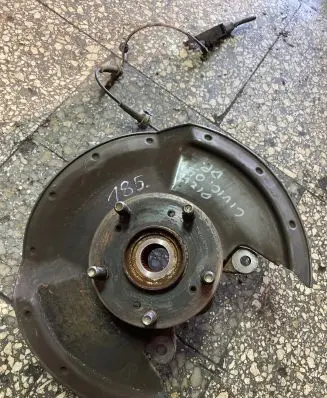 Honda Civic Front wheel hub
