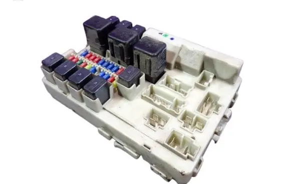 Nissan Murano Z50 Fuse box set 284B7CC00A