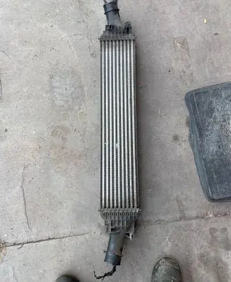 Audi A4 S4 B8 8K Intercooler radiator 8K0145805G