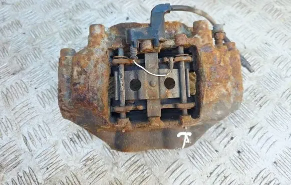 Mercedes-Benz CL C140 Front brake caliper 