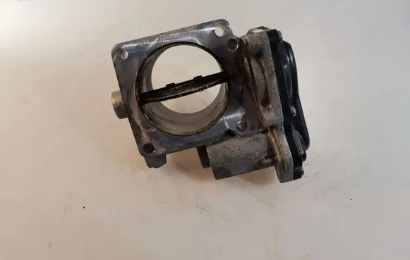 Renault Master III Throttle valve H8201353976 329607914