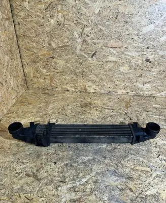 Mercedes-Benz E W211 Intercooler radiator A2115001102 EHR71109