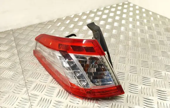 Peugeot 508 RXH Rear/tail lights 9686779580