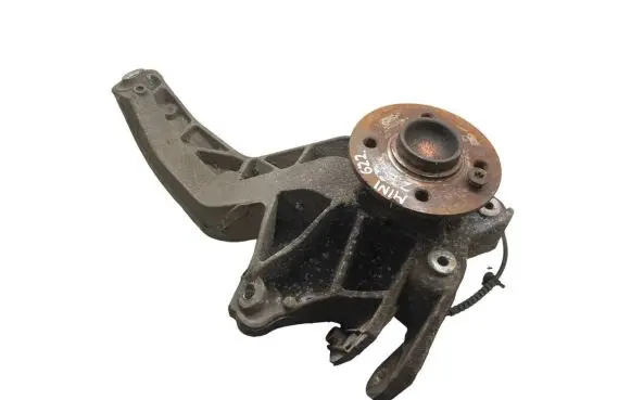 Rear wheel hub spindle/knuckle