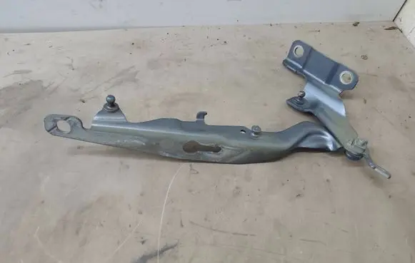 Volvo XC60 Engine bonnet/hood hinges 31385815 3S0Y9361