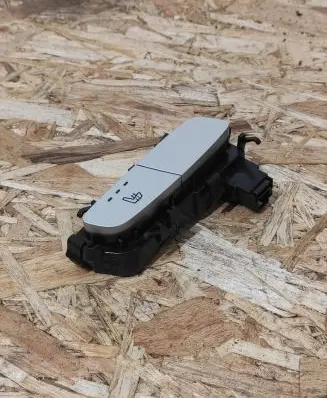 Mercedes-Benz GLC X253 C253 Seat heating switch A2139057302 14177854 SW133101