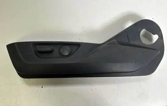 Ford Mustang VI Seat trim FR3B6362185BE