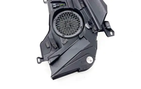 Audi A5 8T 8F Subwoofer speaker 8F0035382