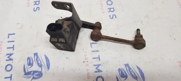 BMW 5 E39 Front height sensor lever 1093698
