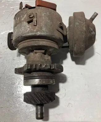 BMW 3 E30 Spark distributor 0237302040