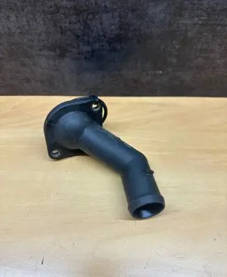 Volkswagen Golf IV Engine coolant pipe/hose 06A121121C 038121121D