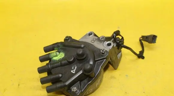 Lexus LS 430 Spark distributor cap 