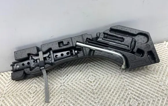 Volkswagen PASSAT B8 Other interior part 3G0012115H
