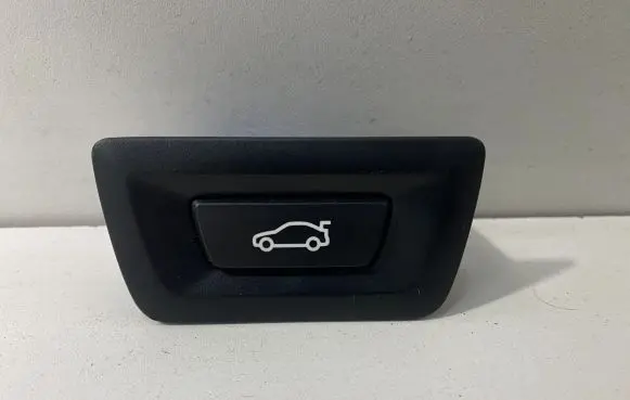 BMW 3 F30 F35 F31 Tailgate/boot open switch button 9275119