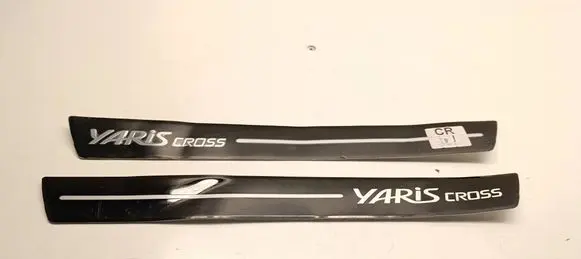 Toyota Yaris Cross sill trim set (inner) 67913YY560