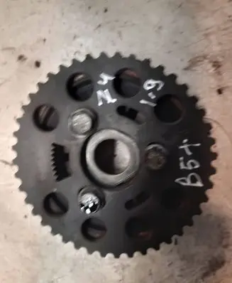 Camshaft pulley/ VANOS