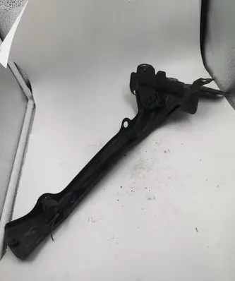 Volkswagen Touareg I Radiator support slam panel bracket 7L0805799