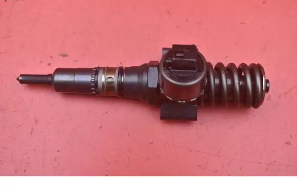 Dodge Caliber Fuel injector 03G130073G