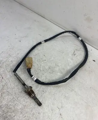 Volkswagen Golf Sportsvan Exhaust gas temperature sensor 04L906088B