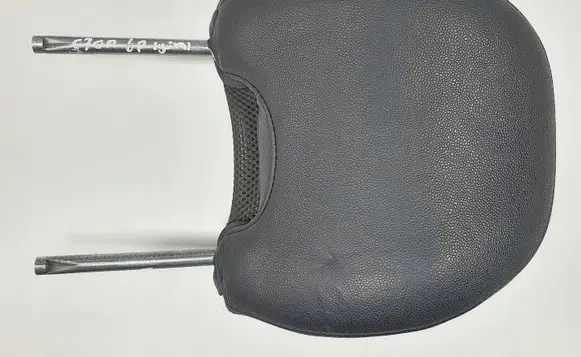 Volvo C70 Front seat headrest 