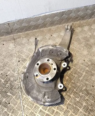 BMW 5 F10 F11 Front wheel hub spindle knuckle 6777751