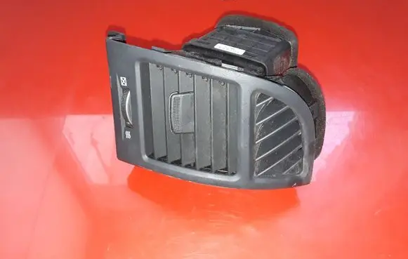 Hyundai Santa Fe Dashboard side air vent grill/cover trim 974902B000 U04223
