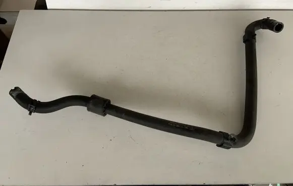 Audi Q7 4M Engine coolant pipe/hose 4M0145920AD