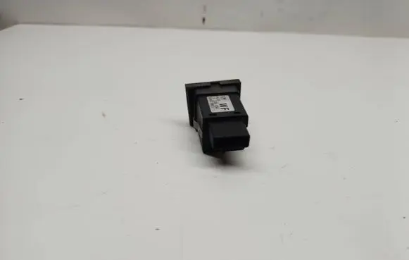 Opel Vectra C Seat heating switch 13138252 32429811