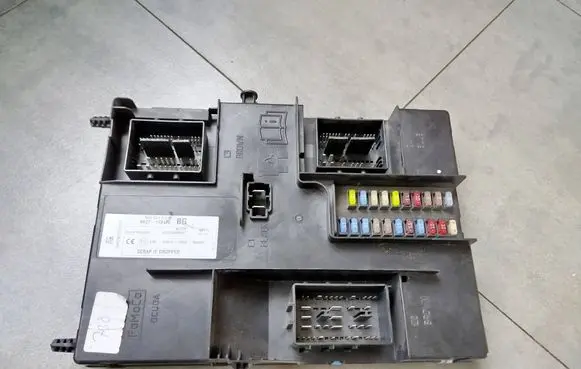 Ford Transit Custom Fuse box set BK2T14B476BG A2C53348839C 97RI010012