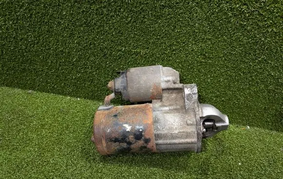 Mitsubishi Pajero Starter motor M000T20472 MN1765