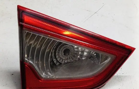 Suzuki SX4 S-Cross Rear/tail lights 32A1W5F4