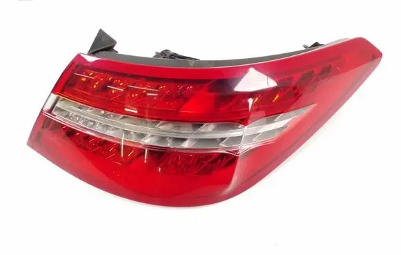 Mercedes-Benz E C207 W207 Rear/tail lights A2079060258