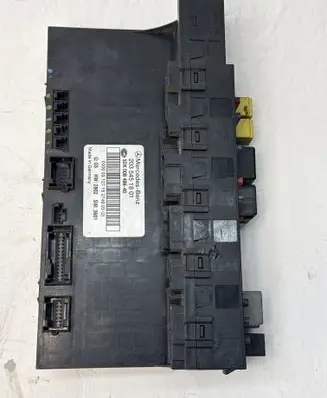 Mercedes-Benz C W203 SAM control unit 2035451801 5DK00848640
