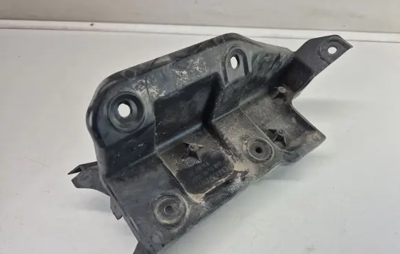 Audi A6 S6 C6 4F Rear bumper mounting bracket 4F5807892