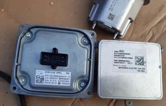 Opel Astra K LED ballast control module 39024626 39024622