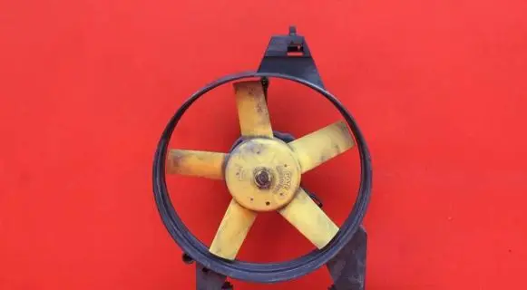 Electric radiator cooling fan