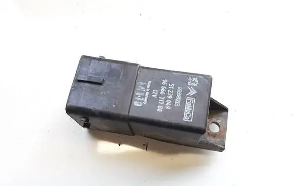 Ford Grand C-MAX Glow plug pre-heat relay 9666671780